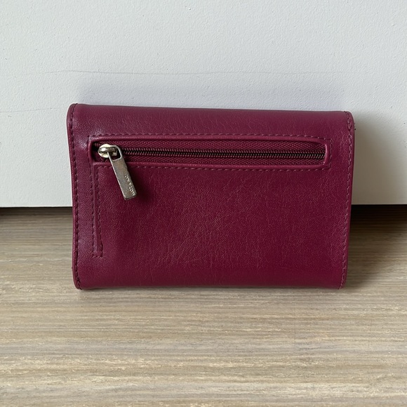 Matt & Nat wallet - Picture 2 of 3